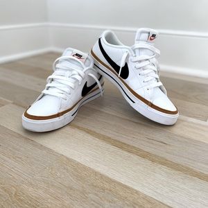 Trendy Women’s Nike Sneaker